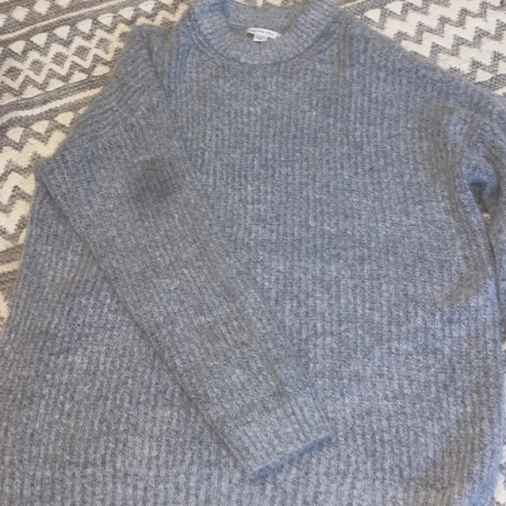 American Eagle sweater